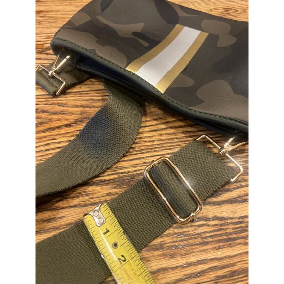 Ah-Dorned Women's Neoprene Crossbody Bag Camo + RARE Gold and Silver Stripe EXC! - Picture 10 of 12